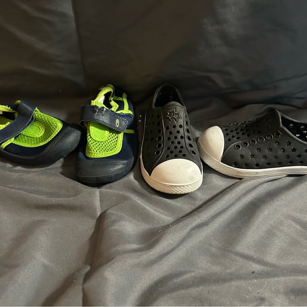 Toddler 7/8 water shoes